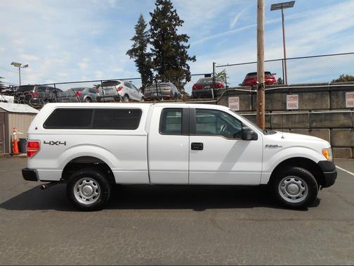 White 2011 Ford F-150 4WD SuperCab 145 WB 1 Owner Canopy Tow Pkg PWR Opt