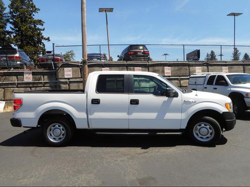 White 2013 Ford F-150 2WD SuperCrew 1 Owner Tow Pkg PWR Opt Bed Liner