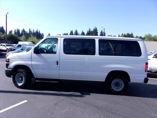 2008 Ford E350 Super Duty XL Wagon