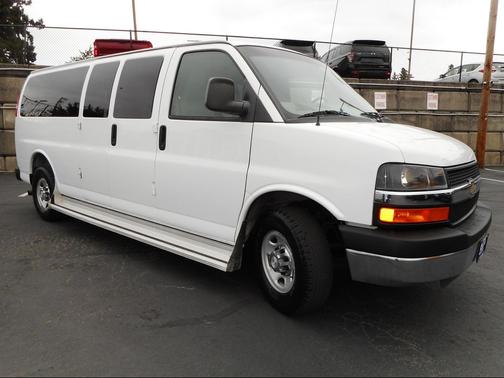 2016 Chevrolet Express 3500 LT