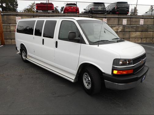 2016 Chevrolet Express 3500 LT
