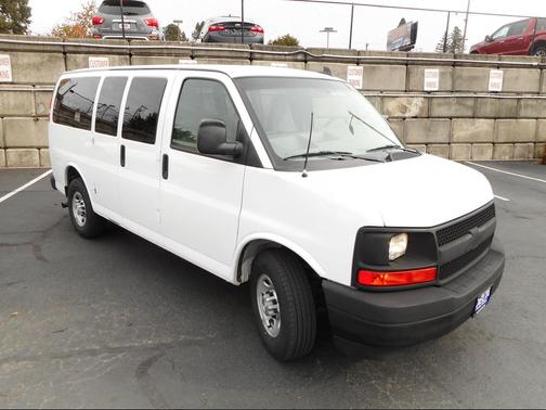 2017 Chevrolet Express 2500 LS