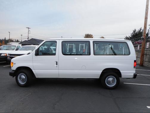 2002 Ford E350 Super Duty XL Wagon