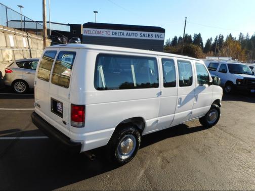 1999 Ford E350 Super Duty XL Wagon
