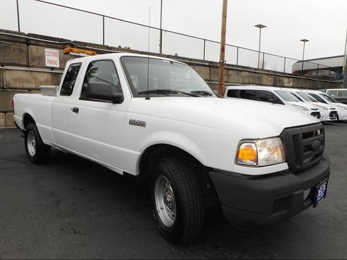 2006 Ford Ranger 2dr Supercab 1 Owner 74 Kmiles NEW TIRES Tool Box