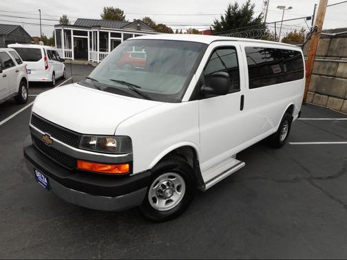 2016 Chevrolet Express 3500 LT