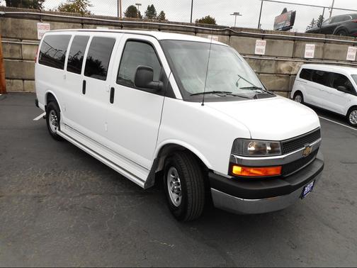 2016 Chevrolet Express 3500 LT
