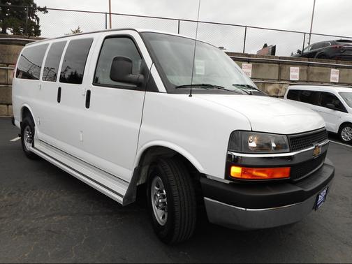 2016 Chevrolet Express 3500 LT