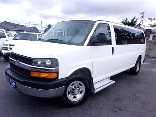 2016 Chevrolet Express 3500 LT