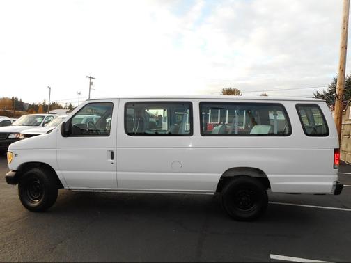1999 Ford E350 Super Duty Base