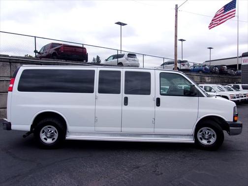 2016 Chevrolet Express 3500 LT