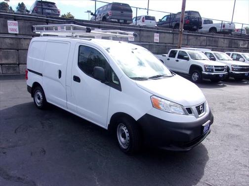 2017 Nissan NV200 SV