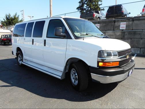 2016 Chevrolet Express 3500 LT