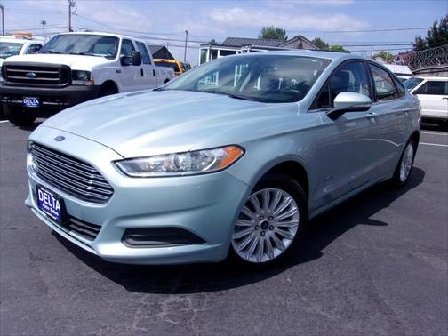 2014 Ford Fusion Hybrid SE