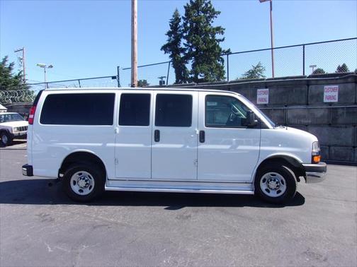 2016 Chevrolet Express 3500 LT
