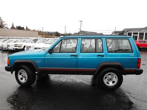 1994 Jeep Cherokee Sport 4WD