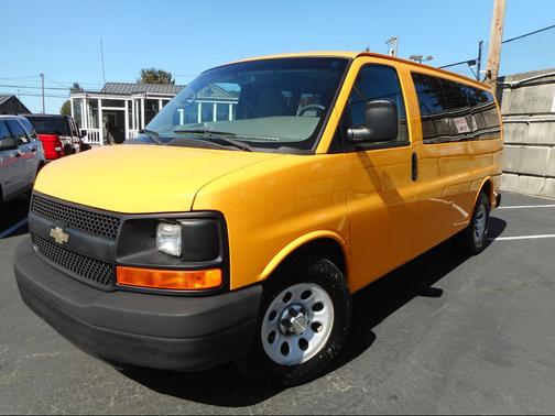 2010 Chevrolet Express 1500 LS
