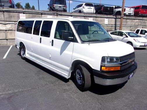 2016 Chevrolet Express 3500 LT
