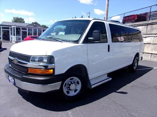 2016 Chevrolet Express 3500 LT