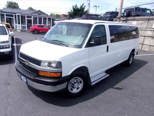 2016 Chevrolet Express 3500 LT