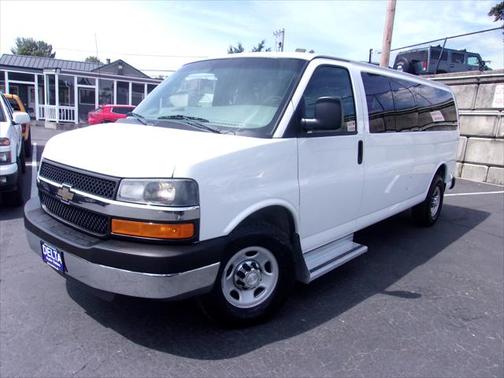 2016 Chevrolet Express 3500 LT