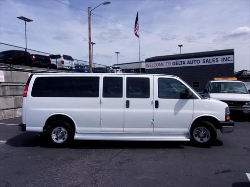 2016 Chevrolet Express 3500 LT
