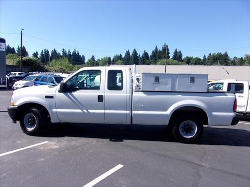 2004 Ford F-250 Supercab Long Bed Pick Up Truck Tow Pkg Tool Box B