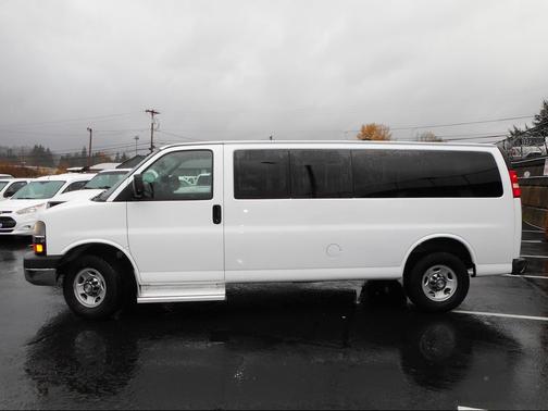 2008 Chevrolet Express 3500 Base