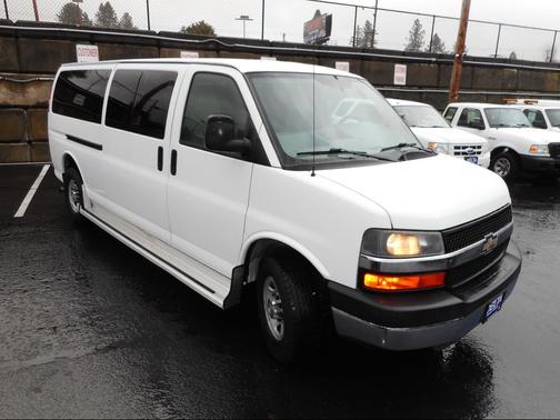 2008 Chevrolet Express 3500 Base