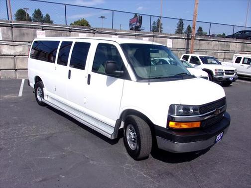 2016 Chevrolet Express 3500 LT
