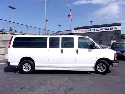 2016 Chevrolet Express 3500 LT