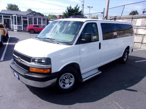 2016 Chevrolet Express 3500 LT