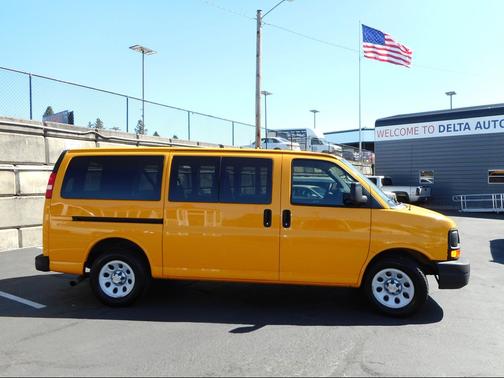 2010 Chevrolet Express 1500 LS