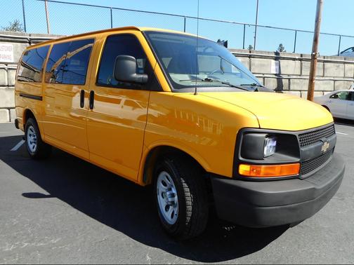 2010 Chevrolet Express 1500 LS