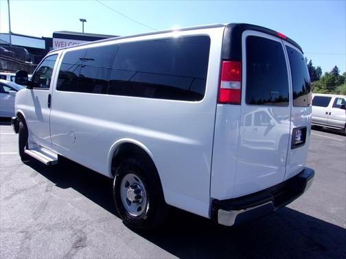 2016 Chevrolet Express 3500 LT