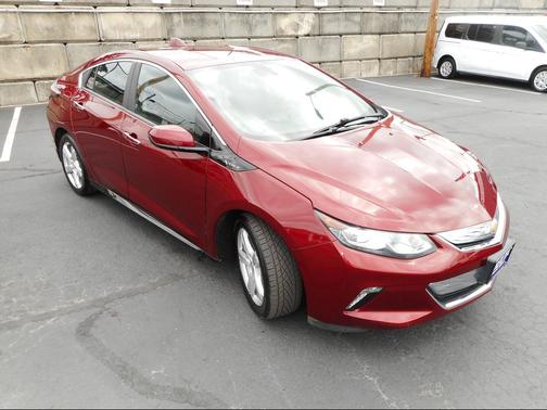 2017 Chevrolet Volt LT