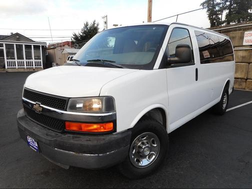 2011 Chevrolet Express 3500 LT