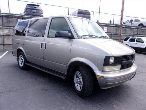 2004 Chevrolet Astro Base