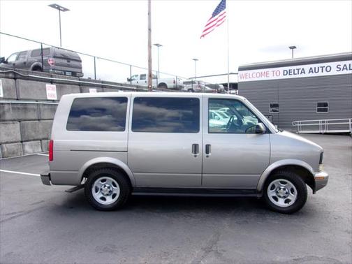 2004 Chevrolet Astro Base