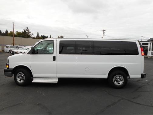 2016 Chevrolet Express 3500 LT