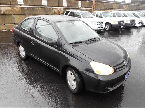 2003 Toyota ECHO 2 Door 5sp Manual A/C 112 Kmiles