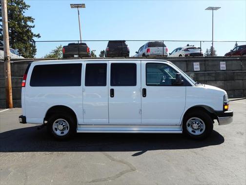 2016 Chevrolet Express 3500 LT