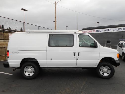 2003 Ford E250 Base