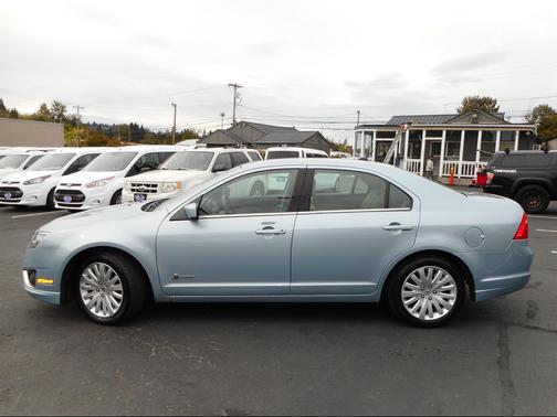 2010 Ford Fusion Hybrid S