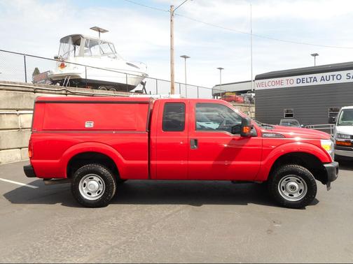 Red 2014 Ford F-250 4WD SuperCab 142 WB 1 Owner NEW TIRES Canopy Tow P