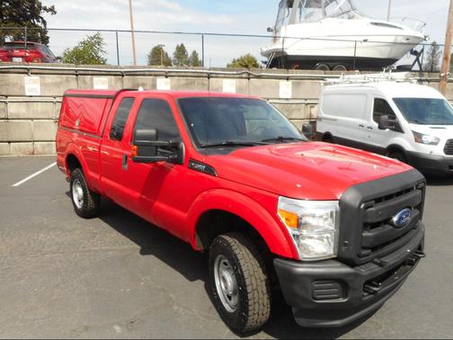 Red 2014 Ford F-250 4WD SuperCab 142 WB 1 Owner NEW TIRES Canopy Tow P
