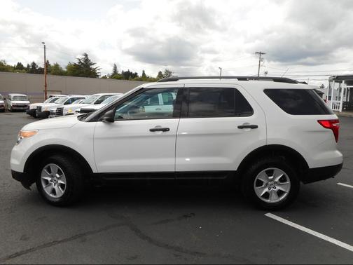 White 2011 Ford Explorer Base