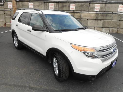 White 2011 Ford Explorer Base