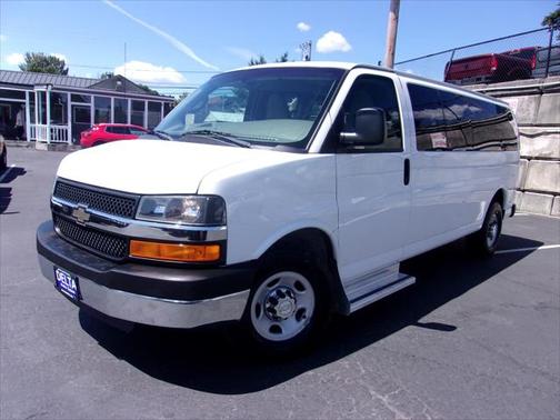 2016 Chevrolet Express 3500 LT