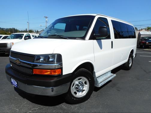2016 Chevrolet Express 3500 LT
